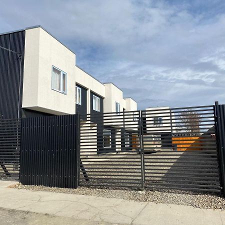 Departamentos Camino De Santiago Villa Puerto Natales Exterior photo